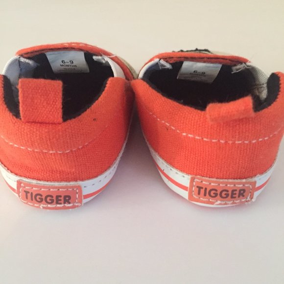 Disney Tigger Slip-On Soft Shoes Size 1 (6-9 Mths) - Picture 3 of 5